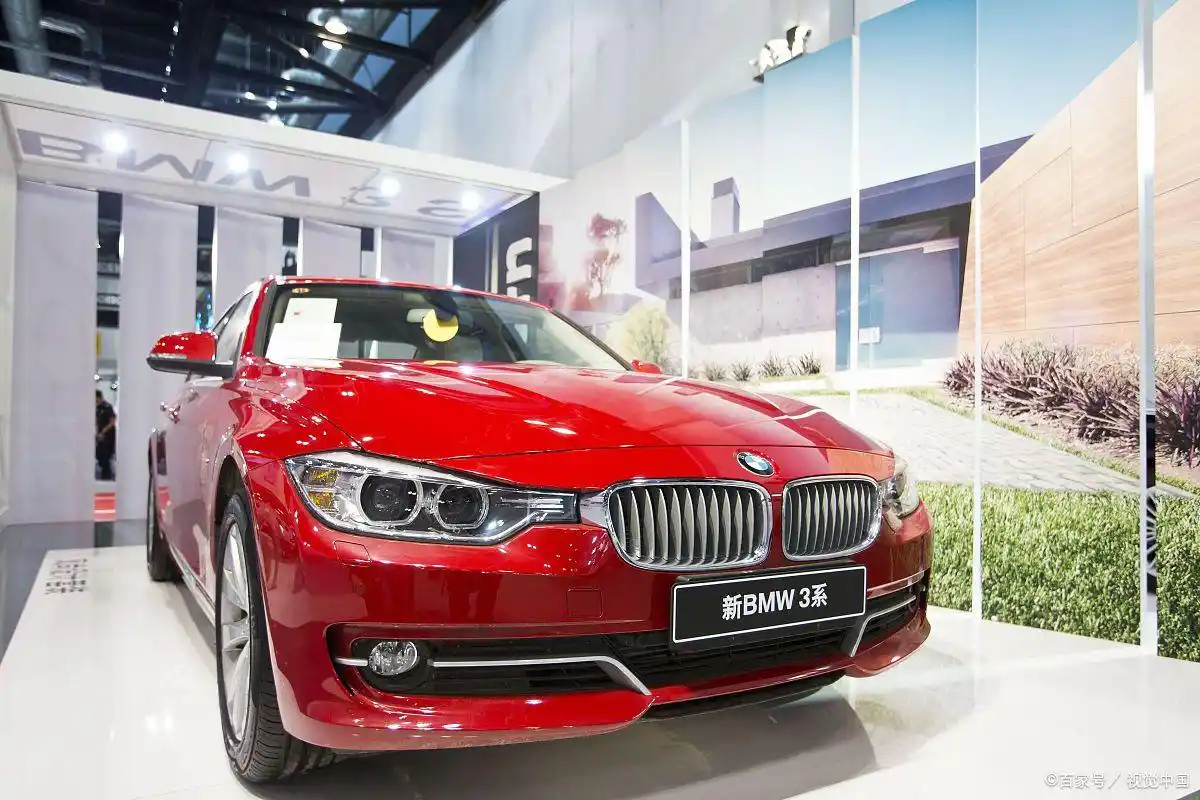 宝马行车安全辅助系统包_宝马汽车的设计与安全性：相辅相成_宝马安全辅助系统包含什么