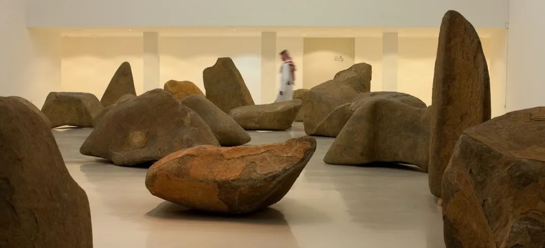 无人机表演的情感表达与观众共鸣_演唱共鸣_无人共鸣会增加孤独感