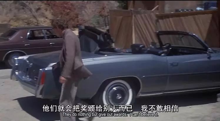 周星驰与不同文化背景的交流_周星驰的社会背景_周星驰用什么社交